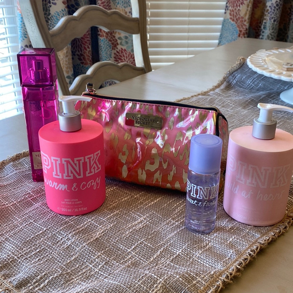VICTORIA SECRET Bundle -PINK lotion and body mist, bag,Very Sexy fragrance mist